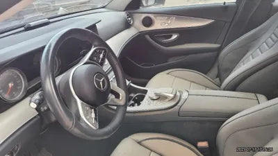 2019 Mercedes-Benz E 300 WDDZF4JB2KA699325 VIN:WDDZF4JB2KA699325
