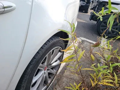 2016 Jaguar XJ SAJAA229XGNV99979 VIN:SAJAA229XGNV99979