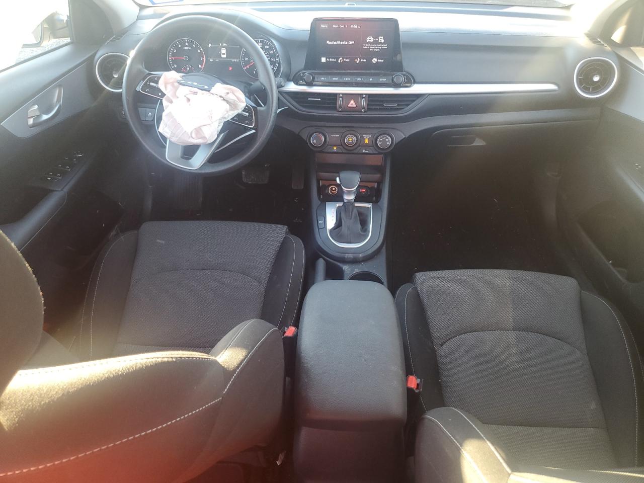 2024 KIA FORTE LX VIN:3KPF24AD5RE820737