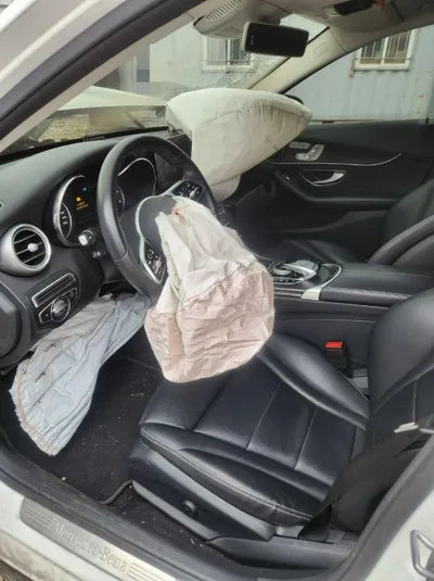 2019 Mercedes-Benz C 220 701KMWDDWF1EB3KR4 VIN:701KMWDDWF1EB3KR4