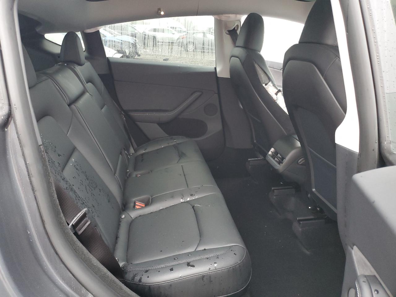 2023 TESLA MODEL Y  VIN:7SAYGDEE4PA136525