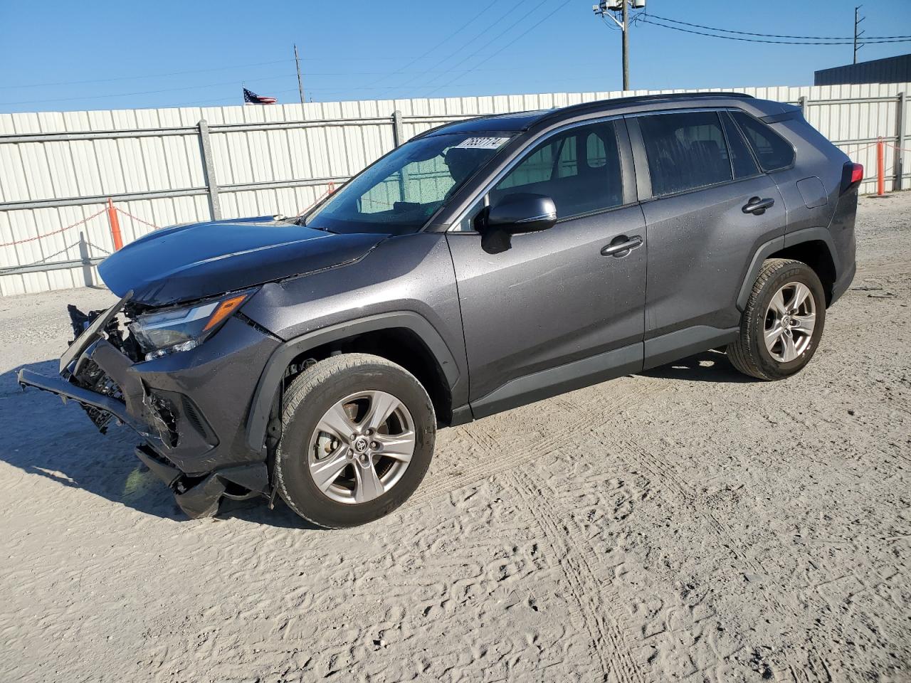 2022 TOYOTA RAV4 XLE VIN:2T3W1RFV4NC205386