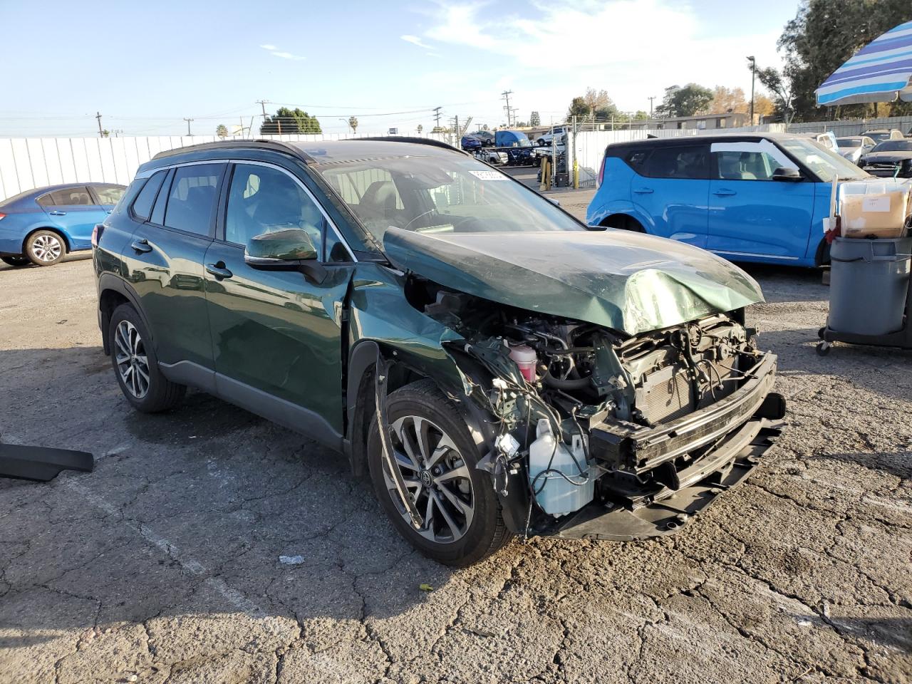 2022 TOYOTA COROLLA CROSS XLE VIN:7MUDAABG9NV029764