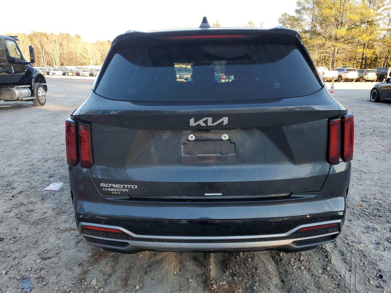 2023 KIA SORENTO S VIN:5XYRL4LC2PG164673