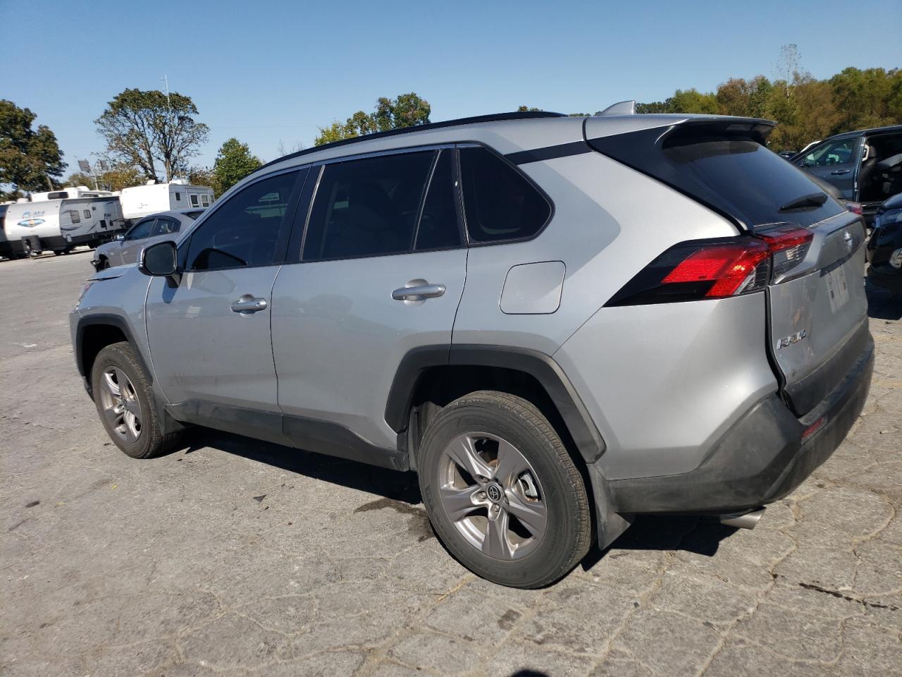 2022 TOYOTA RAV4 XLE VIN:2T3W1RFV5NW227167