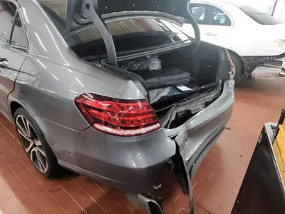 2015 Mercedes-Benz E 220 VIN: