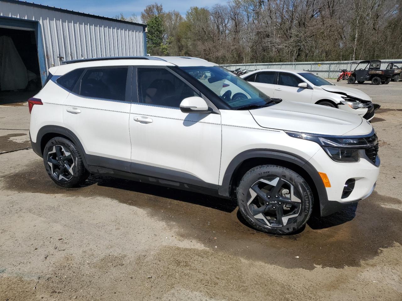 2024 KIA SELTOS EX VIN:KNDER2AA7R7494067