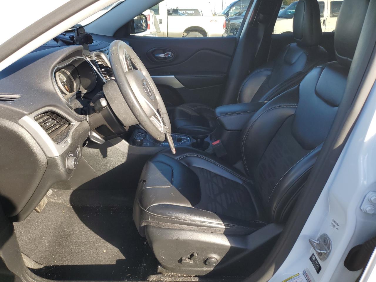 2022 JEEP CHEROKEE LATITUDE VIN:1C4PJMCX9ND522492