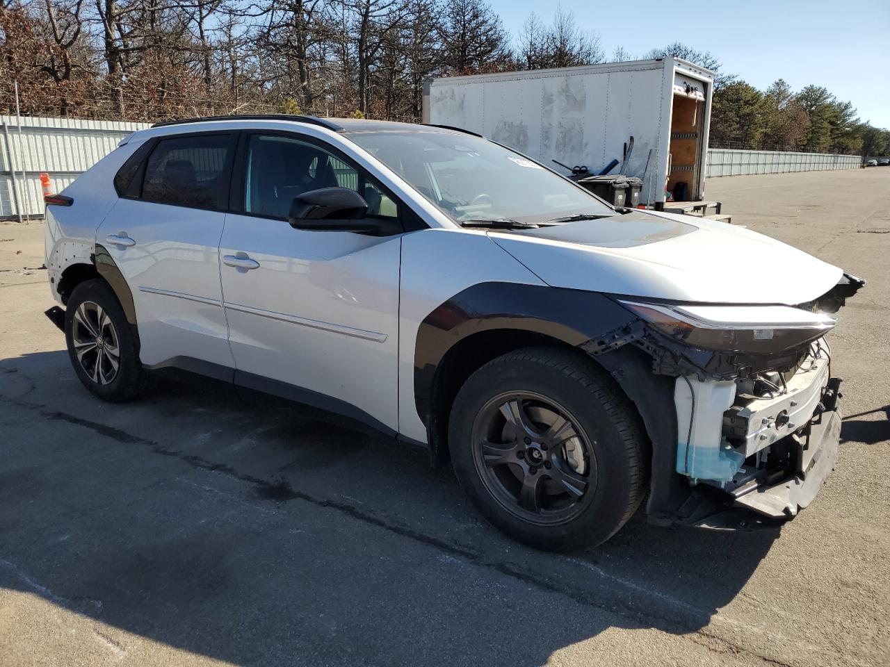 2024 TOYOTA BZ4X XLE VIN:JTMAAAAA9RA034217
