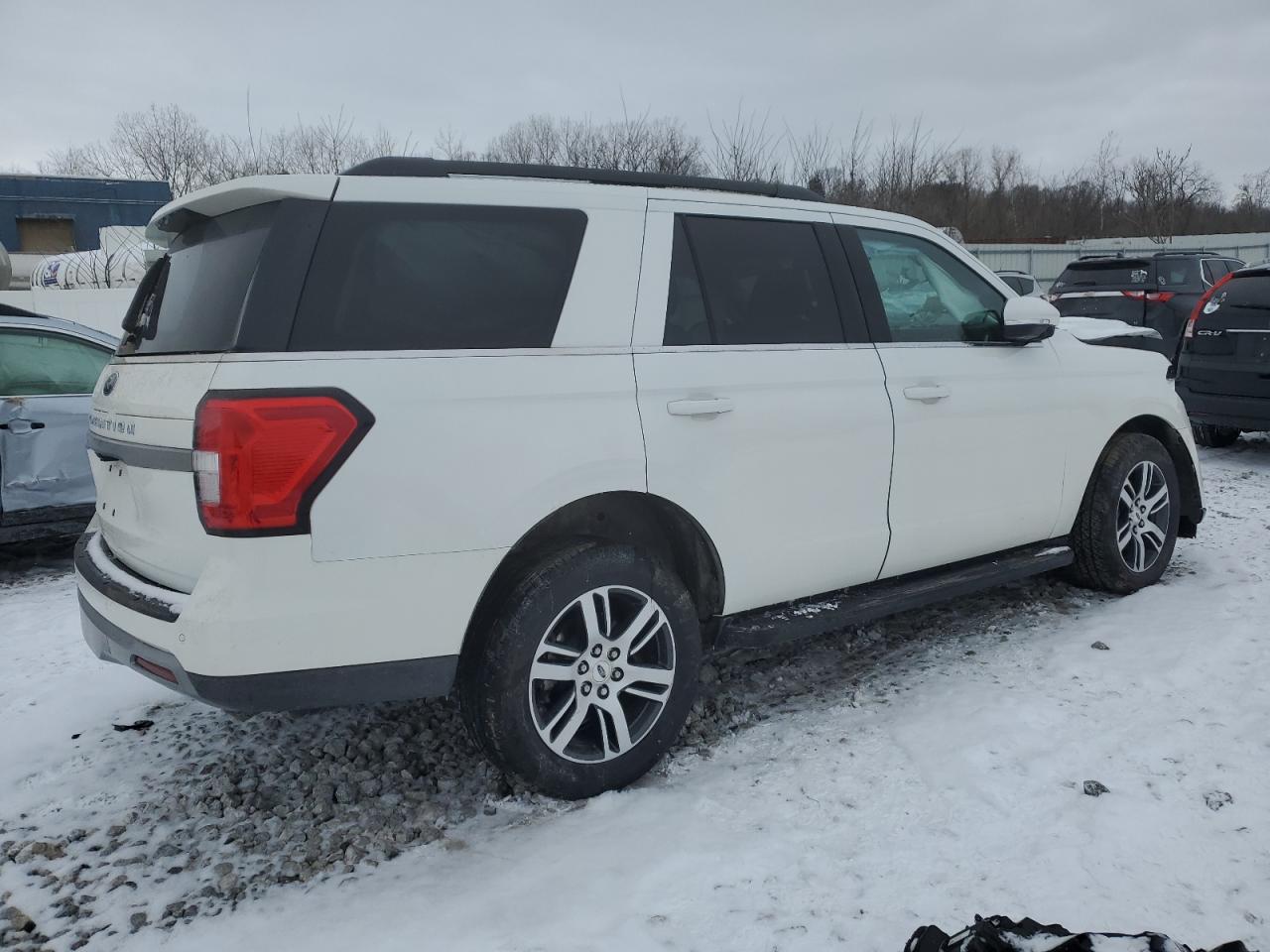 2024 FORD EXPEDITION XLT VIN:1FMJU1J84REA06771
