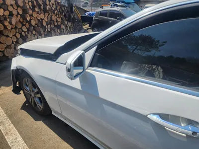 2015 Mercedes-Benz E 220 VIN: