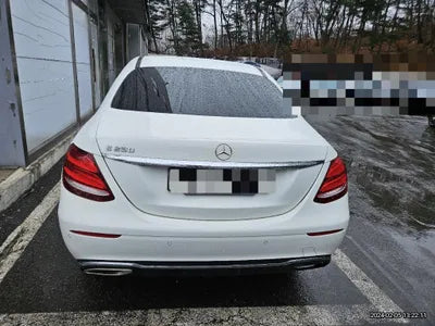 2017 Mercedes-Benz E 200 VIN: