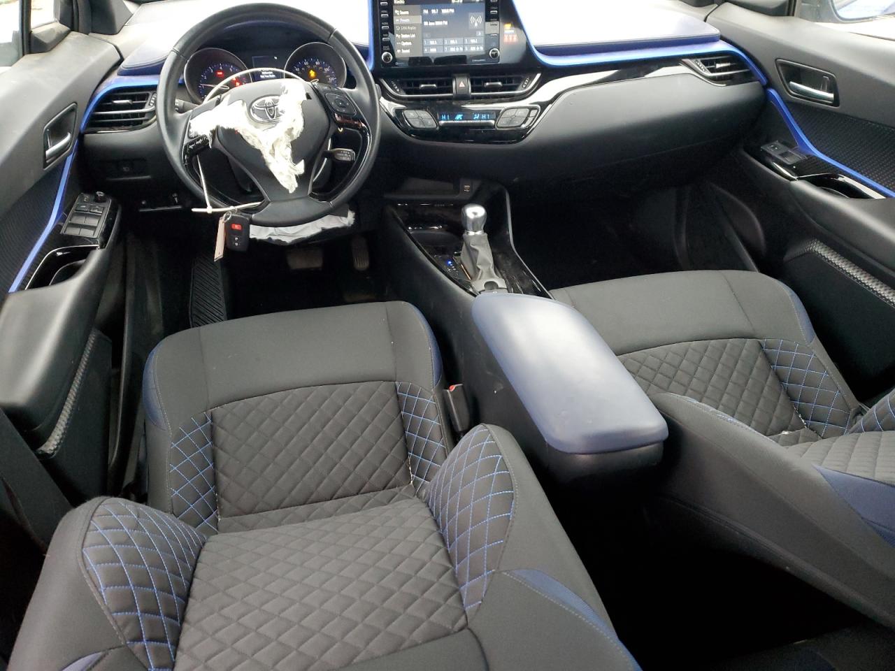 2022 TOYOTA C-HR XLE VIN:NMTKHMBX2NR142159