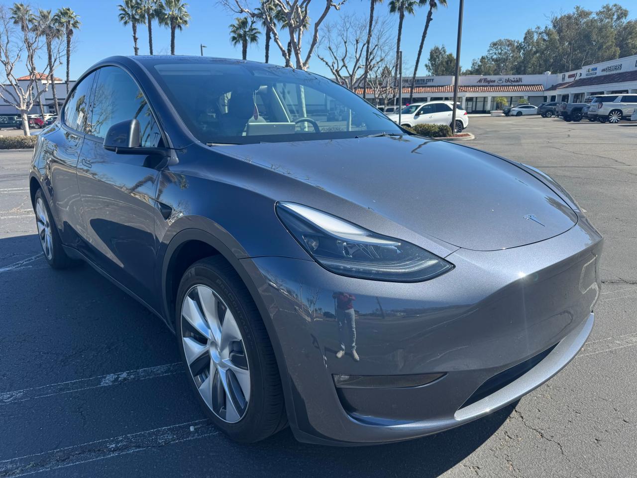 2023 TESLA MODEL Y  VIN:7SAYGDED4PF940897