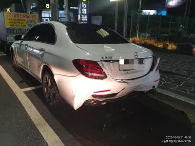 2016 Mercedes-Benz E 300 VIN: