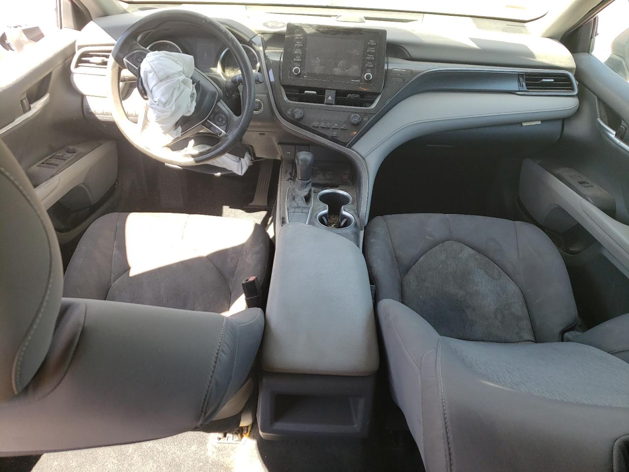 2022 TOYOTA CAMRY LE VIN:4T1R11AK1NU070449