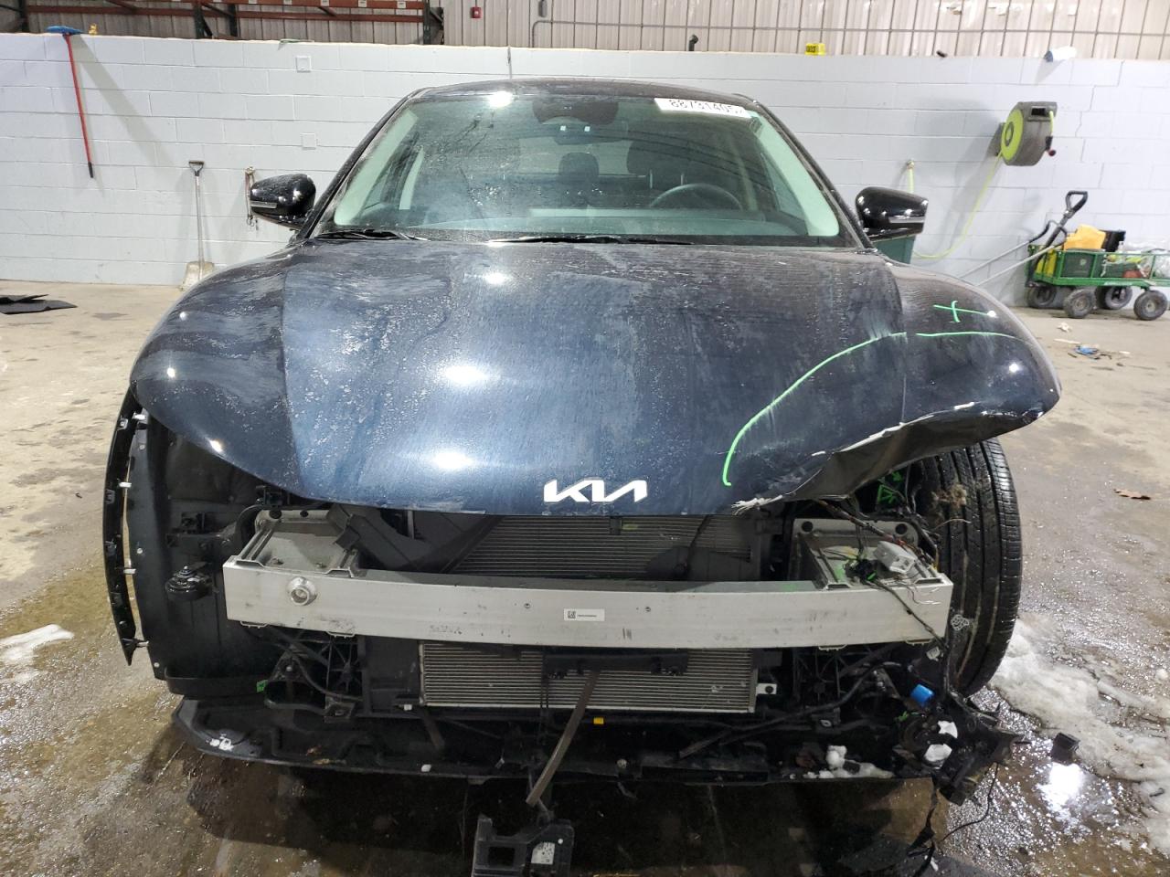 2022 KIA EV6 LIGHT VIN:KNDC34LB8N5071384