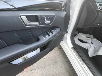 2015 Mercedes-Benz E 220 VIN: