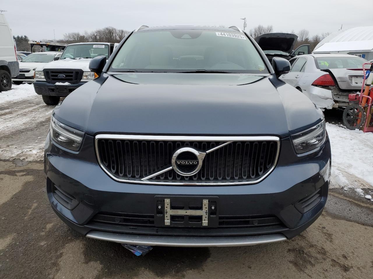 2022 VOLVO XC40 T5 MOMENTUM VIN:YV4162UK2N2698887