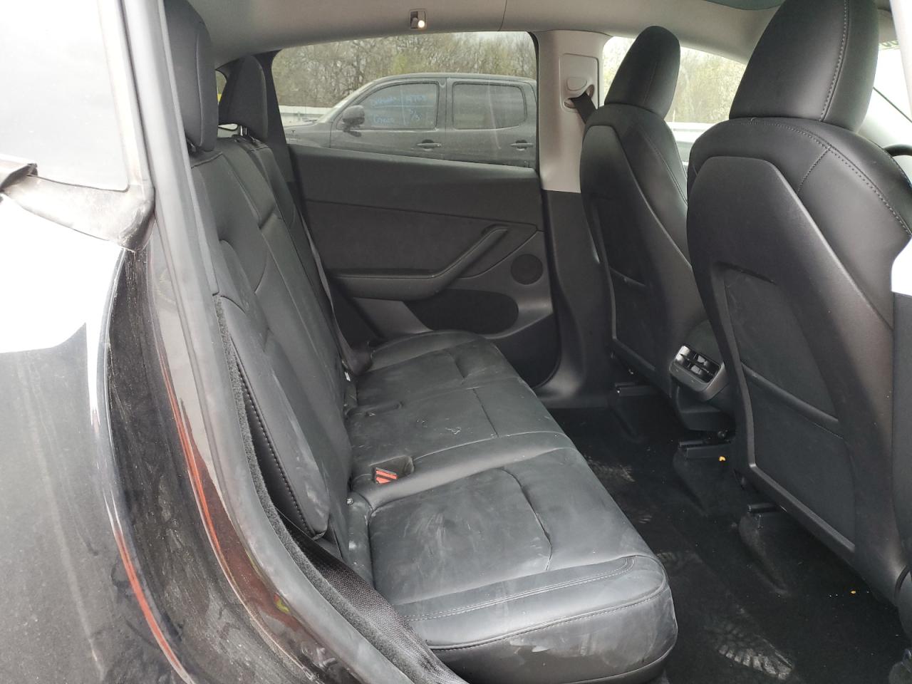 2024 TESLA MODEL Y  VIN:7SAYGDEE4RF984796