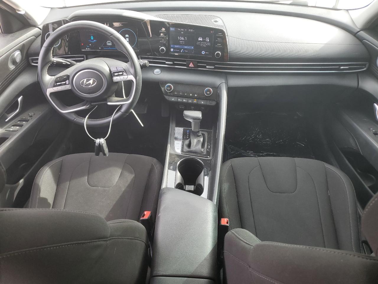 2022 HYUNDAI ELANTRA SEL VIN:5NPLS4AG7NH057431