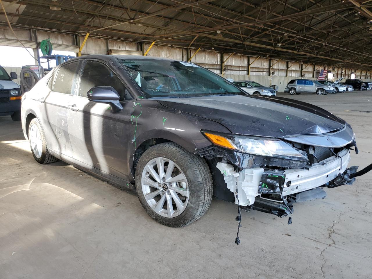 2022 TOYOTA CAMRY LE VIN:4T1C11AK0NU637563