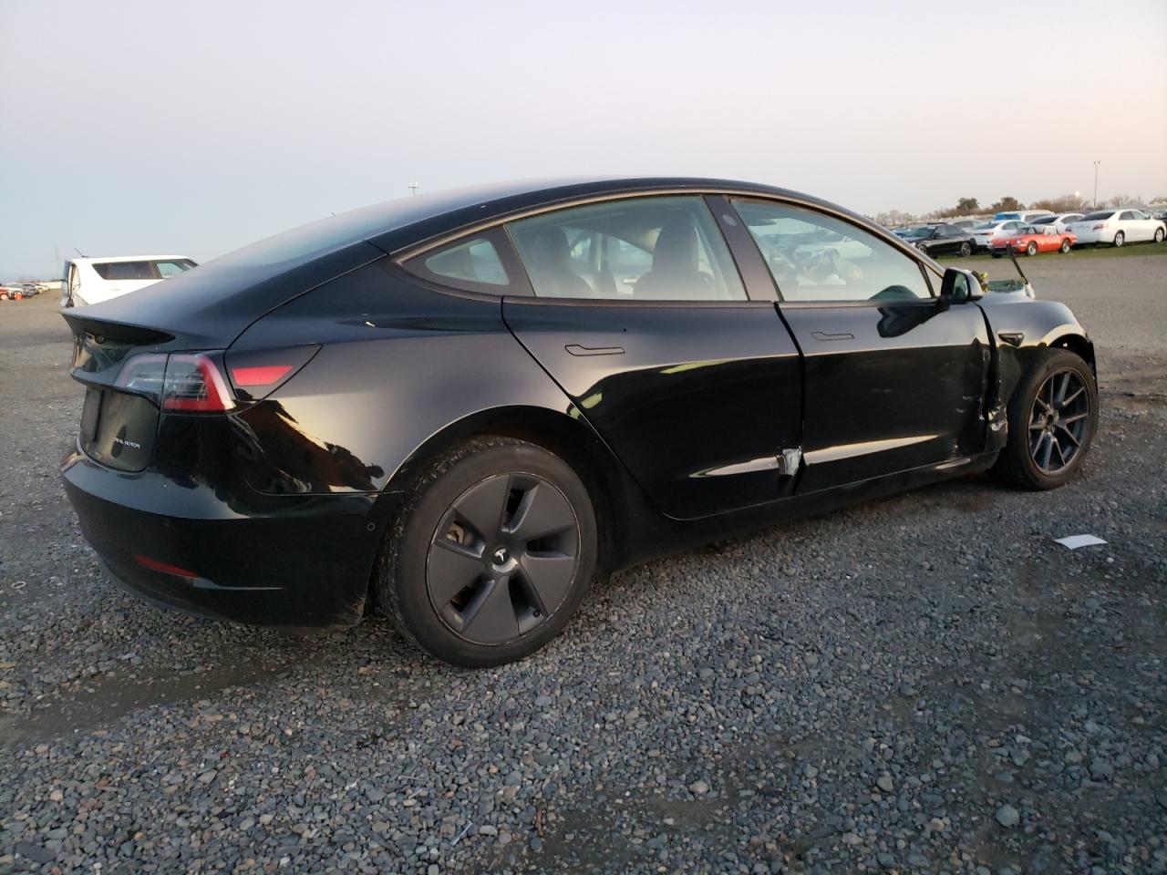 2022 TESLA MODEL 3  VIN:5YJ3E1EB0NF272653