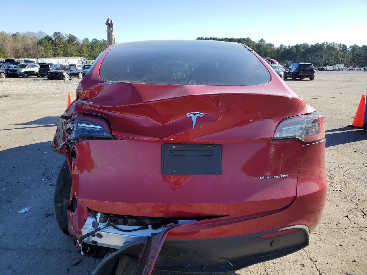 2023 TESLA MODEL Y  VIN:7SAYGDEE8PF684949