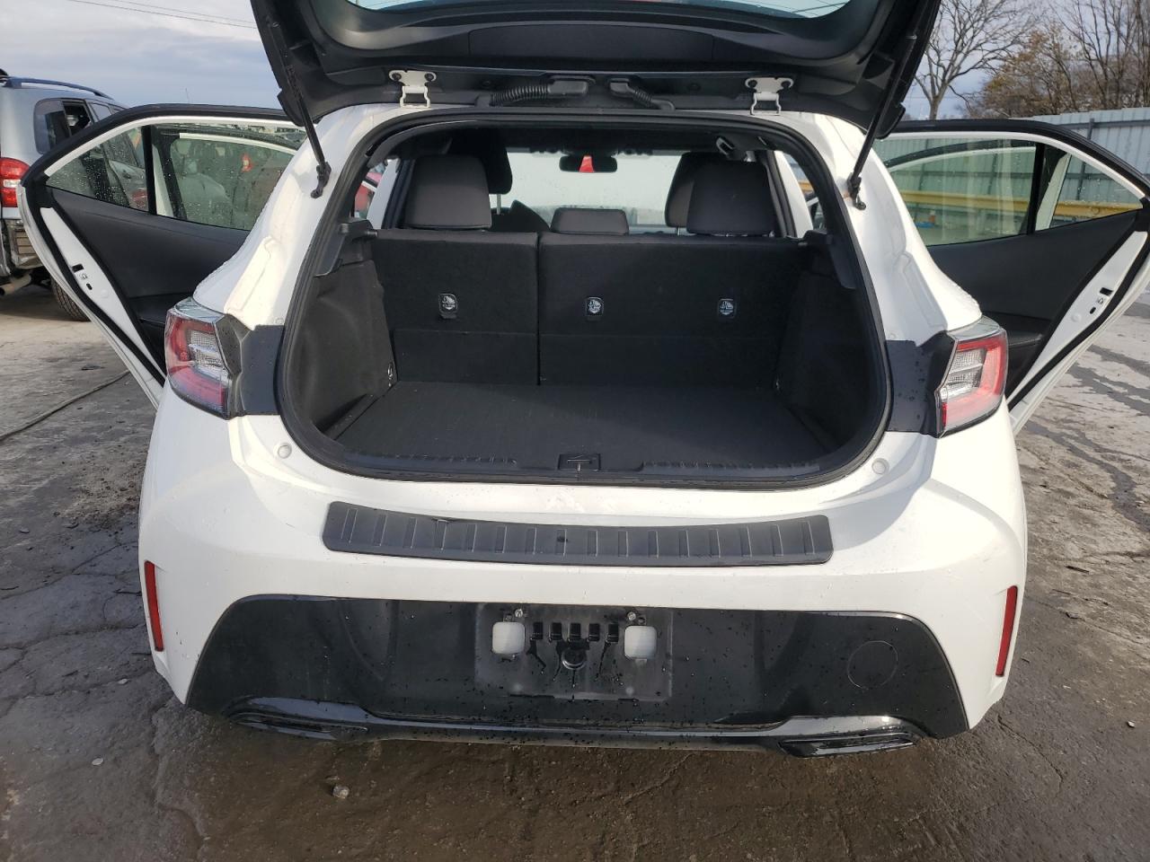 2022 TOYOTA COROLLA SE VIN:JTND4MBE7N3162036