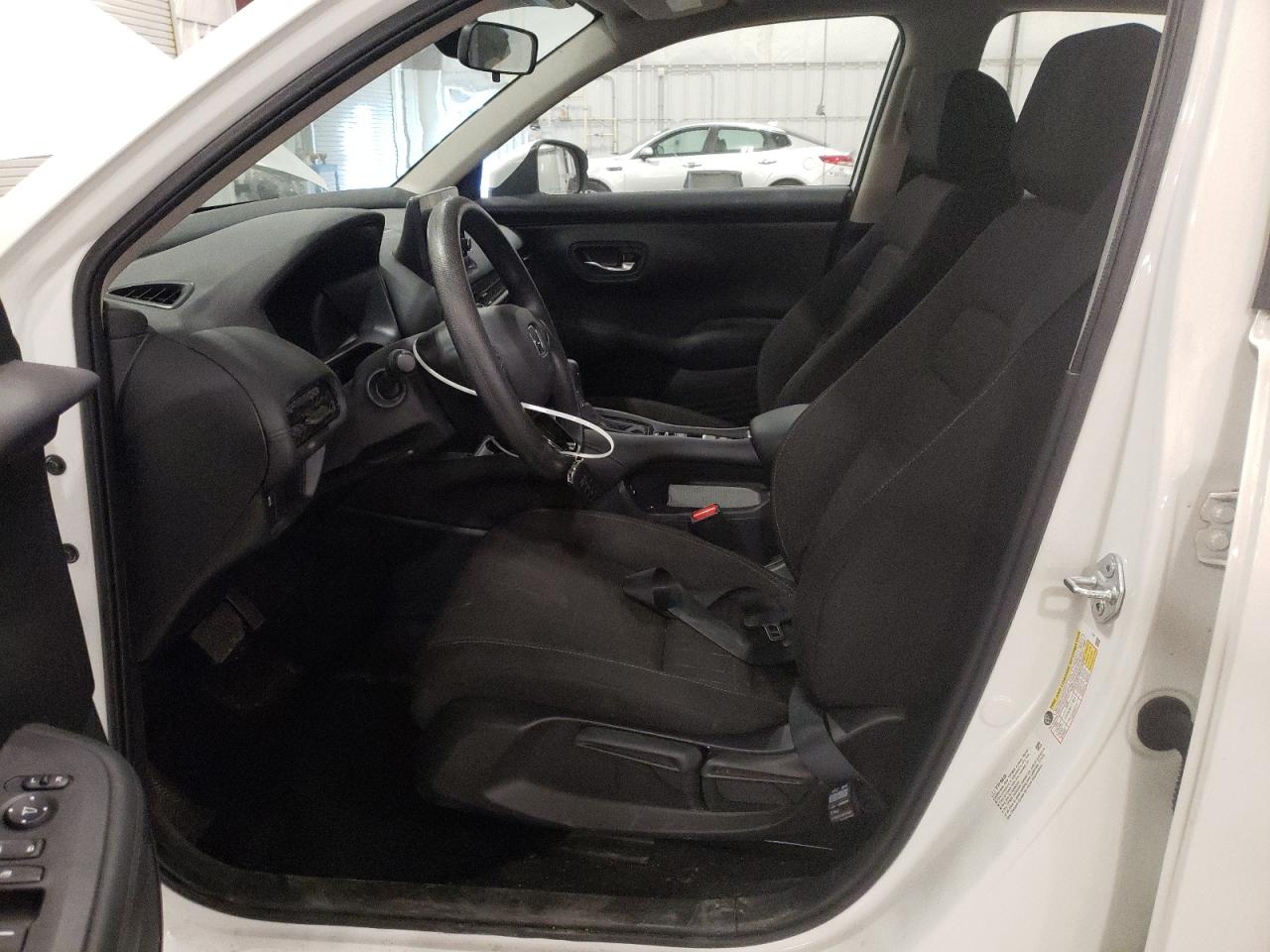 2024 HONDA HR-V LX VIN:3CZRZ2H3XRM718845