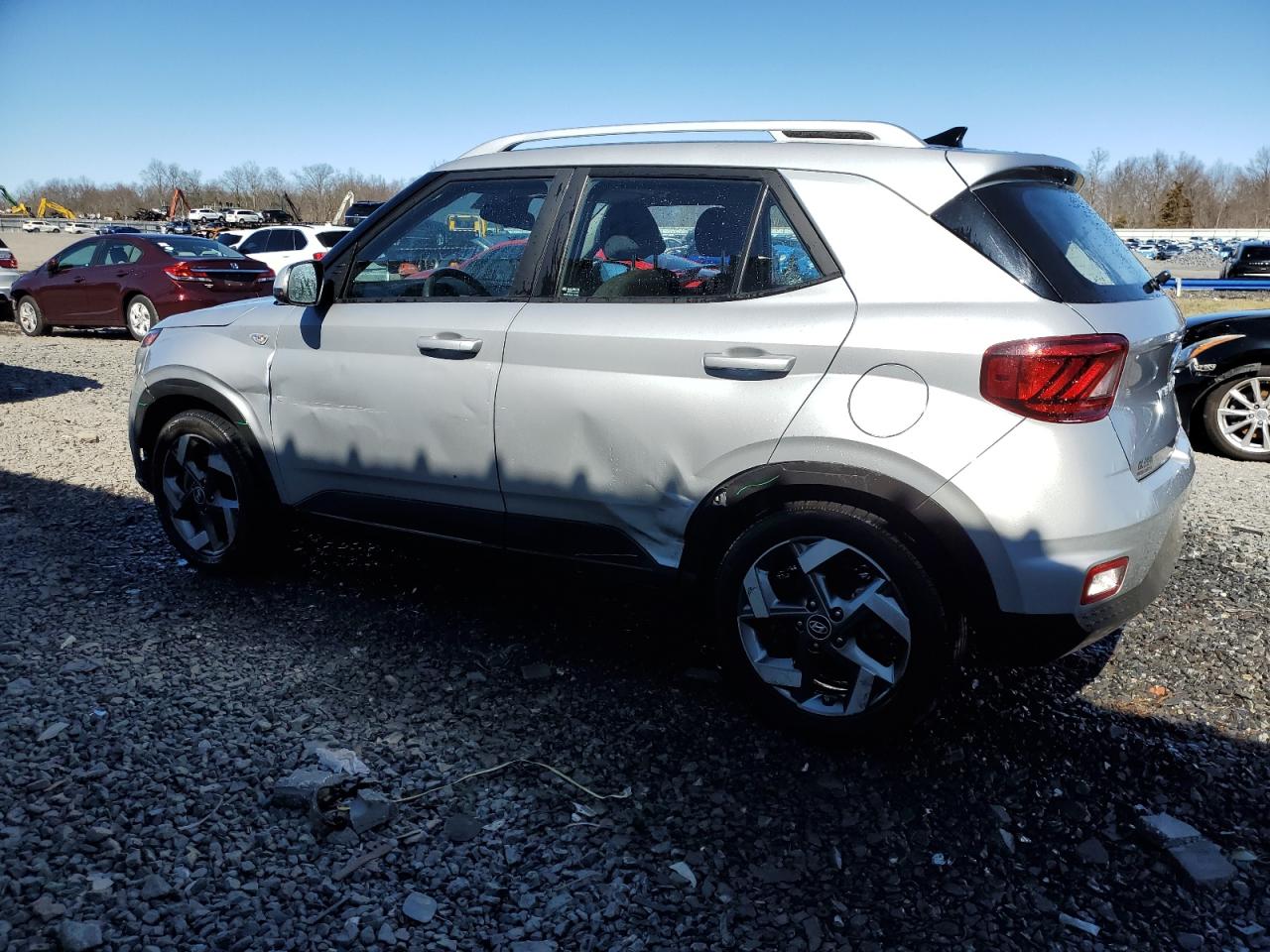 2022 HYUNDAI VENUE SEL VIN:KMHRC8A33NU181189