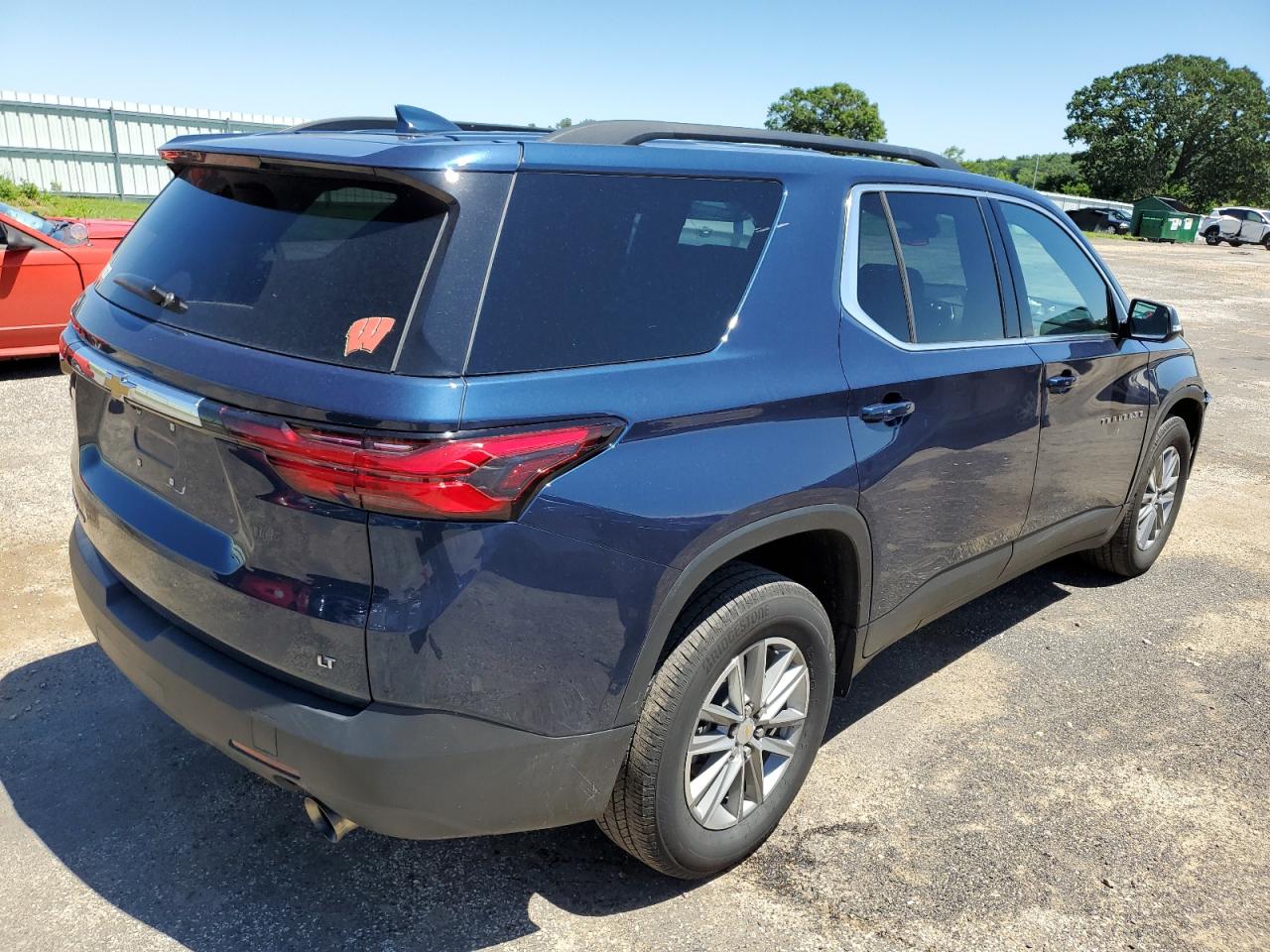 2023 CHEVROLET TRAVERSE LT VIN:1GNEVHKW1PJ189289