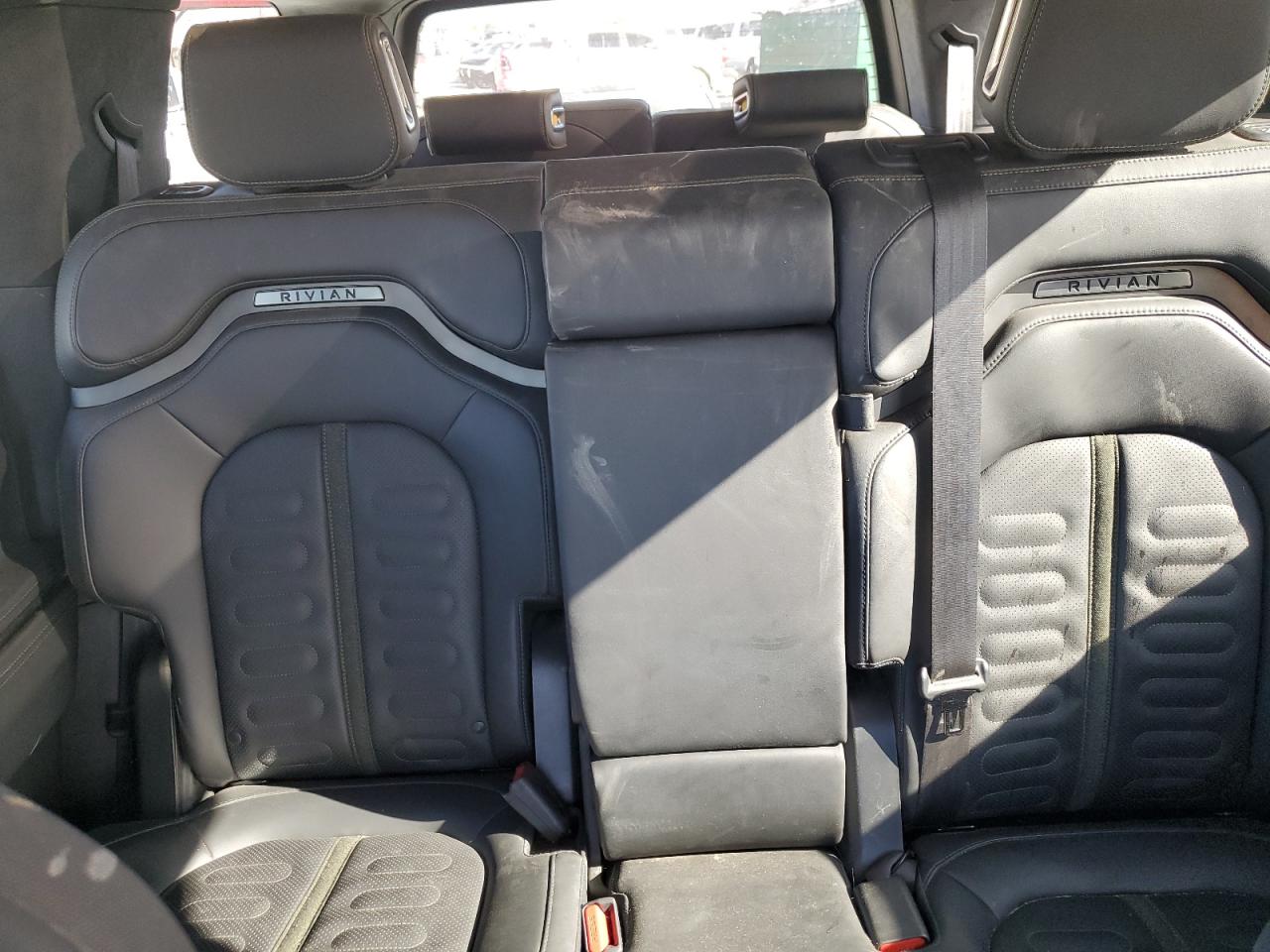2023 RIVIAN R1S ADVENTURE VIN:7PDSGABA8PN021099