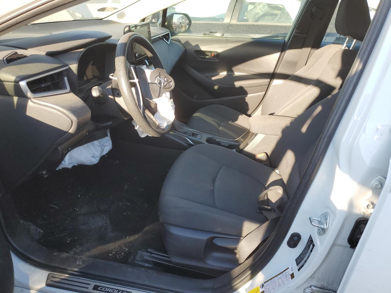 2022 TOYOTA COROLLA LE VIN:JTDEAMDE9NJ038988