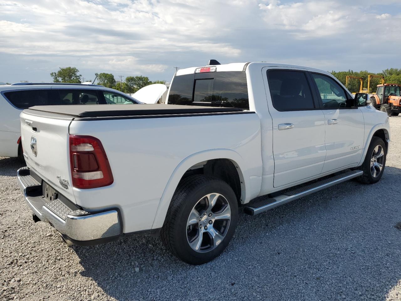 2022 RAM 1500 LARAMIE VIN:1C6SRFJT8NN363321