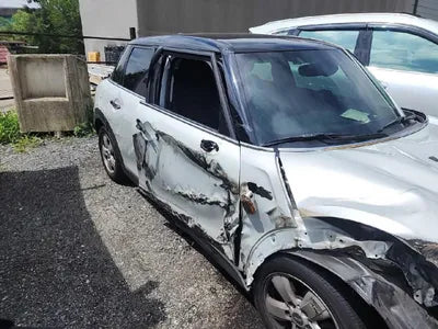 2015 MINI Cooper VIN: