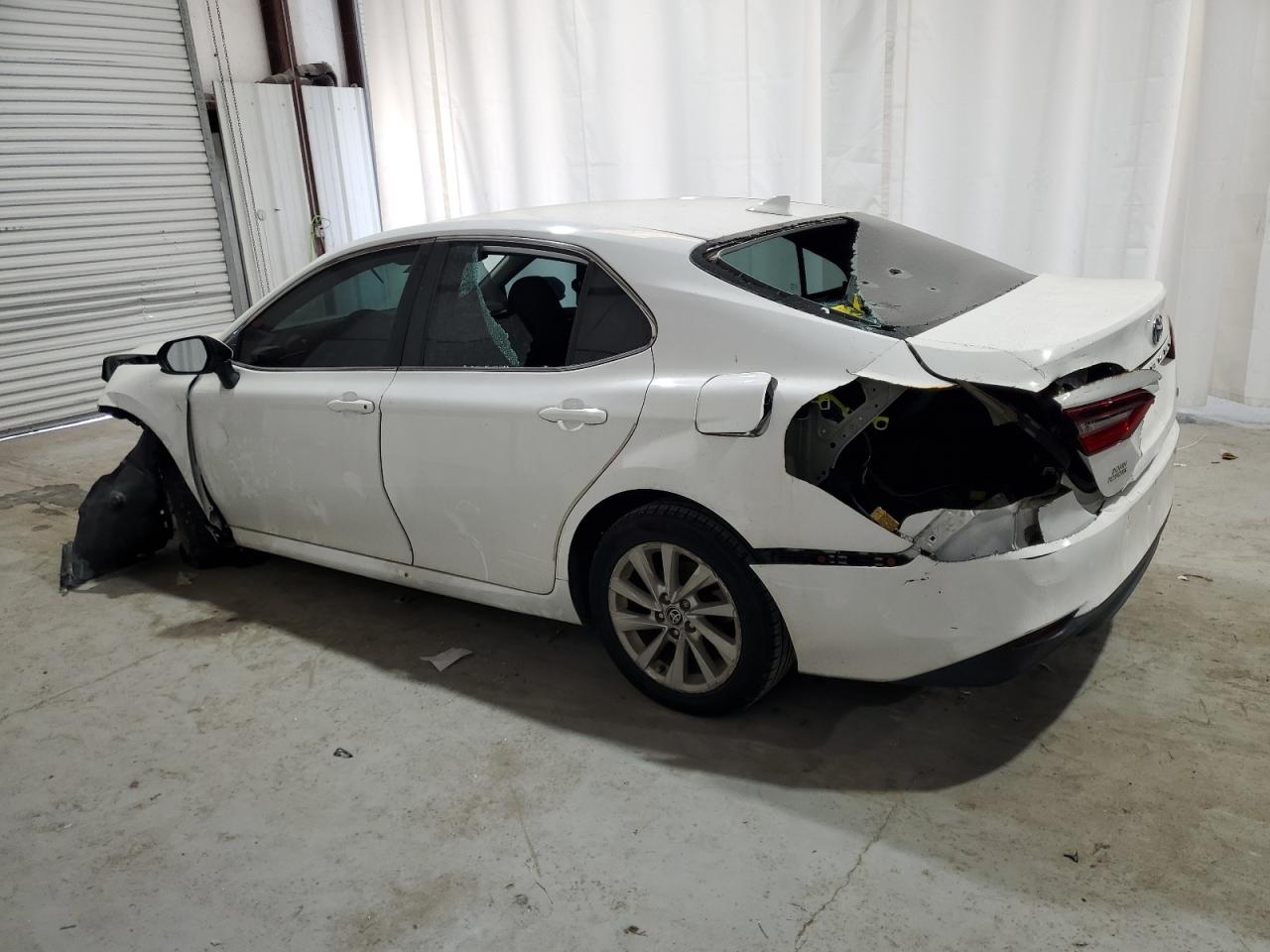 2022 TOYOTA CAMRY LE VIN:4T1C11AK1NU628256