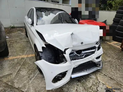 2018 Mercedes-Benz C 250 VIN: