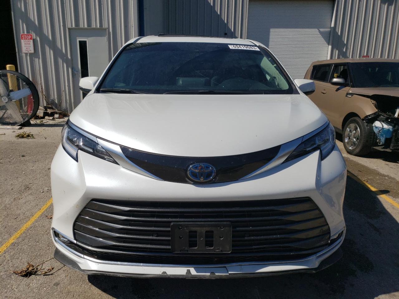 2022 TOYOTA SIENNA LIMITED VIN:5TDZRKEC6NS088665