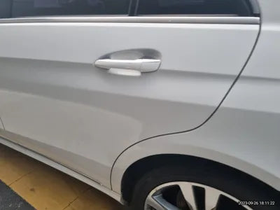 2014 Mercedes-Benz E 300 VIN: