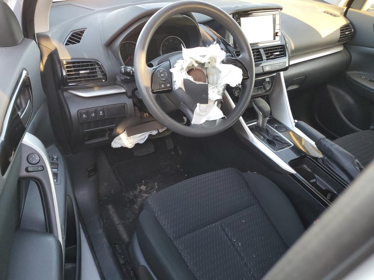 2022 MITSUBISHI ECLIPSE CROSS ES VIN:JA4ASUAA8NZ044628