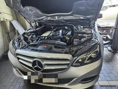 2015 Mercedes-Benz E 220 VIN: