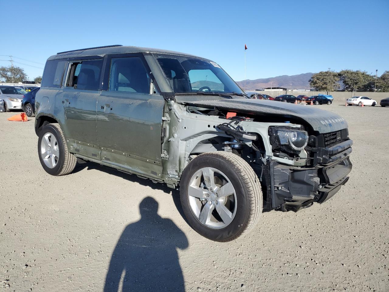 2024 LAND ROVER DEFENDER 110 S VIN:SALEJEEX9R2339436