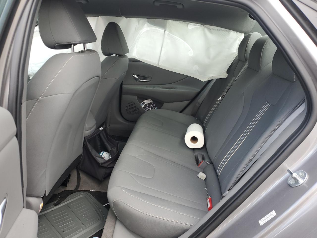 2022 HYUNDAI ELANTRA SEL VIN:KMHLM4AG1NU283928