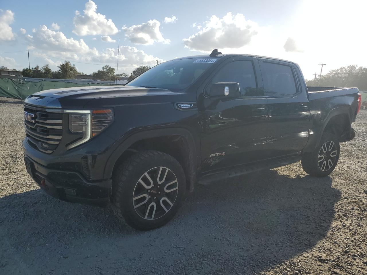 2022 GMC SIERRA K1500 AT4 VIN:3GTUUEET3NG527491