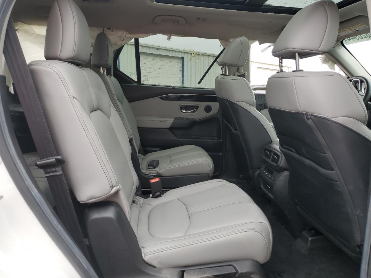 2024 HONDA PILOT TOURING VIN:5FNYG2H76RB016889