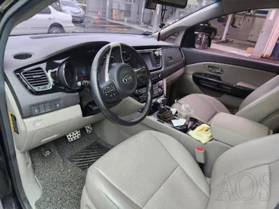 2016 Kia Carnival VIN: