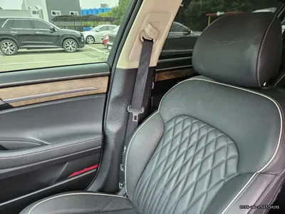 2019 Genesis G90 VIN: