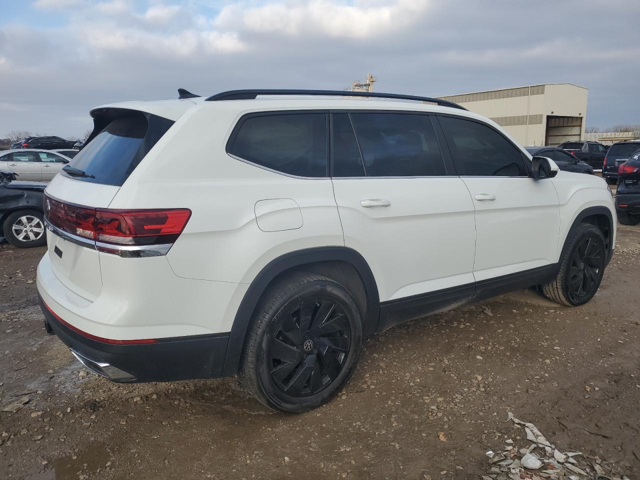 2024 VOLKSWAGEN ATLAS SE VIN:1V2WR2CAXRC509328