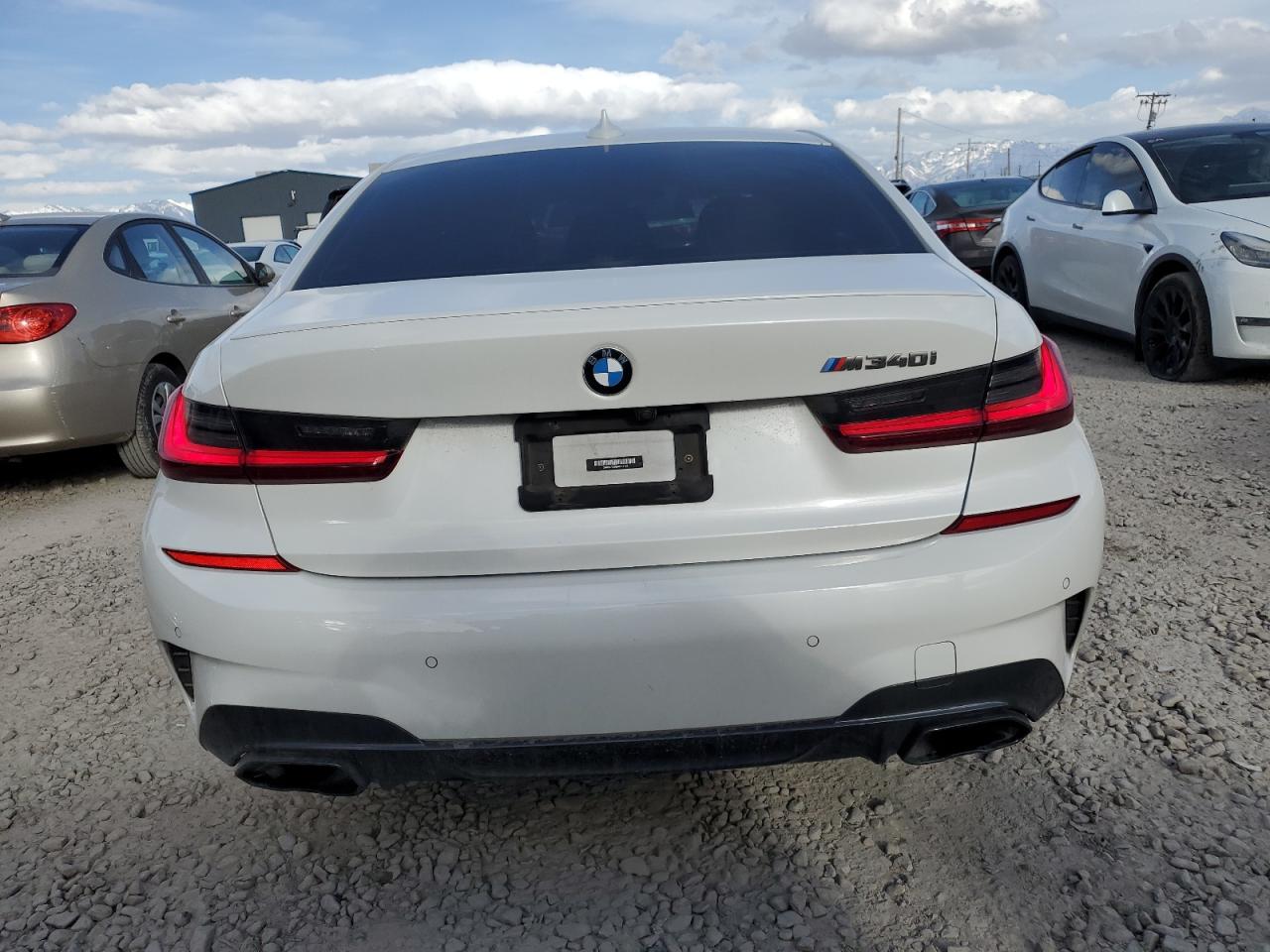 2022 BMW M340I  VIN:3MW5U7J06N8C31187